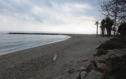 Vista exterior de Casa o xalet en venda en Cambrils amb Aire condicionat, Calefacció i Jardí privat