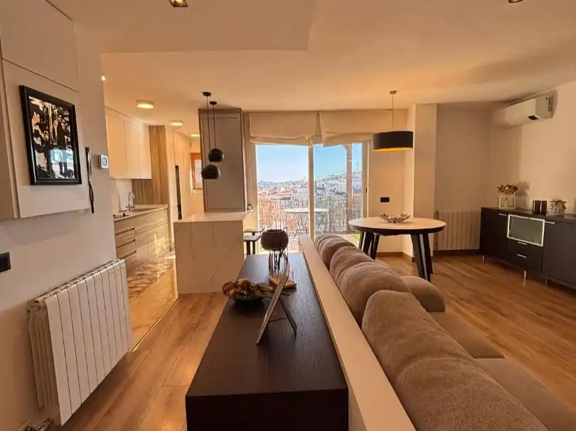 Flat with lift for sale in Abat Marcet 351, imagen 2