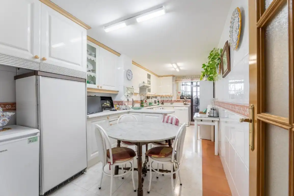 Küche von Wohnung zum Verkauf in Majadahonda mit Heizung und Terrasse