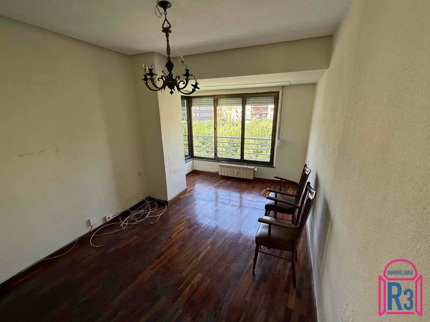 Wohnzimmer von Wohnung zur Miete in León Capital  mit Heizung und Terrasse