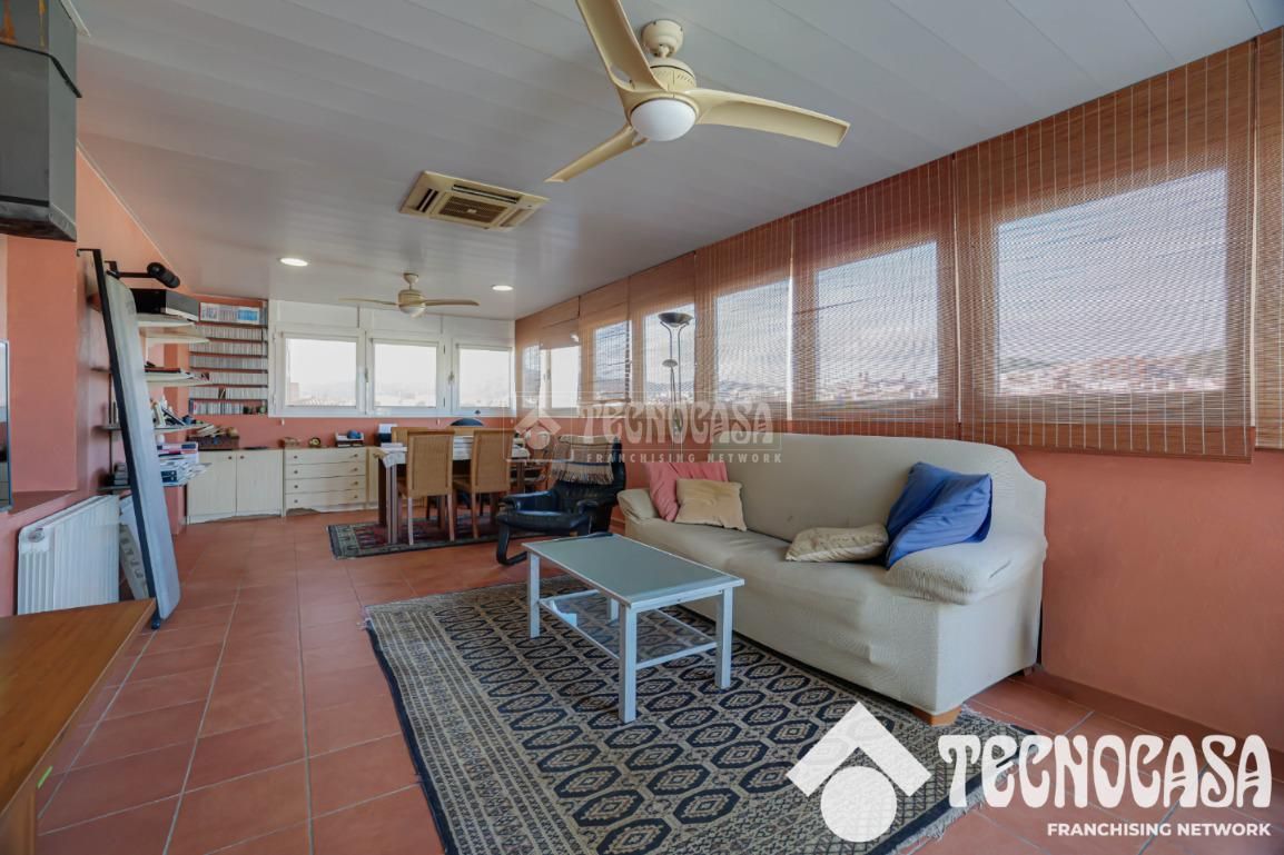 Sala de estar de Piso en venta en Mataró con Aire acondicionado, Calefacción y Terraza
