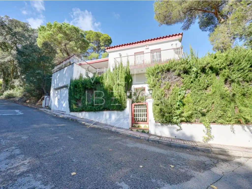 Vista exterior de Casa o xalet en venda en Santa Cristina d'Aro amb Jardí privat i Terrassa