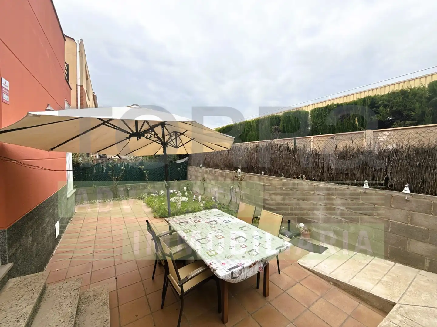 Casa pareada con terraza en venta en Carrer de Josep Tarradellas, imagen 12