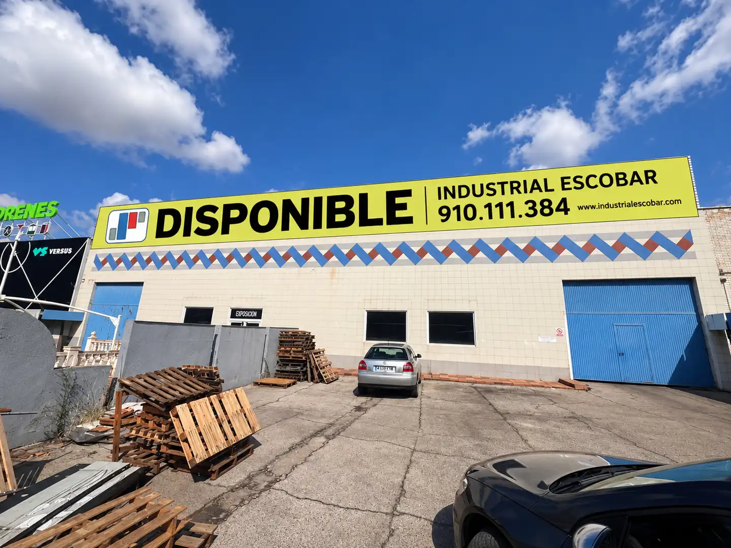 Außenansicht von Fabrikhallen zum Verkauf in Zona Industrial