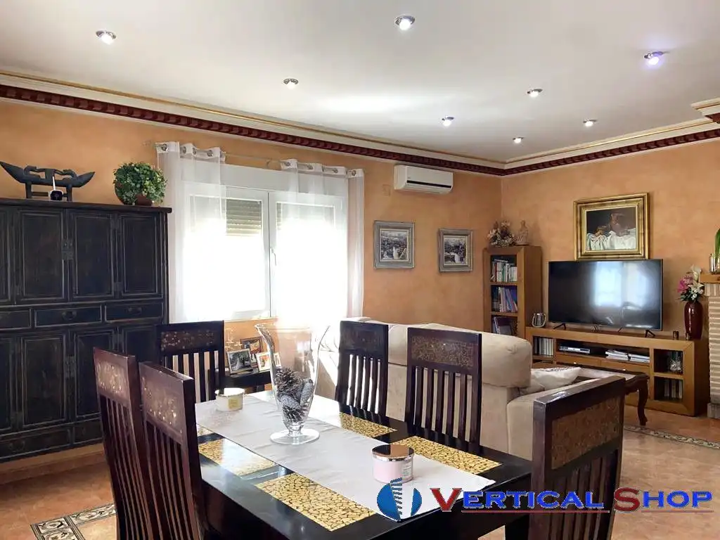 Sala de estar de Casa o chalet en venta en Caudete con Aire acondicionado y Calefacción