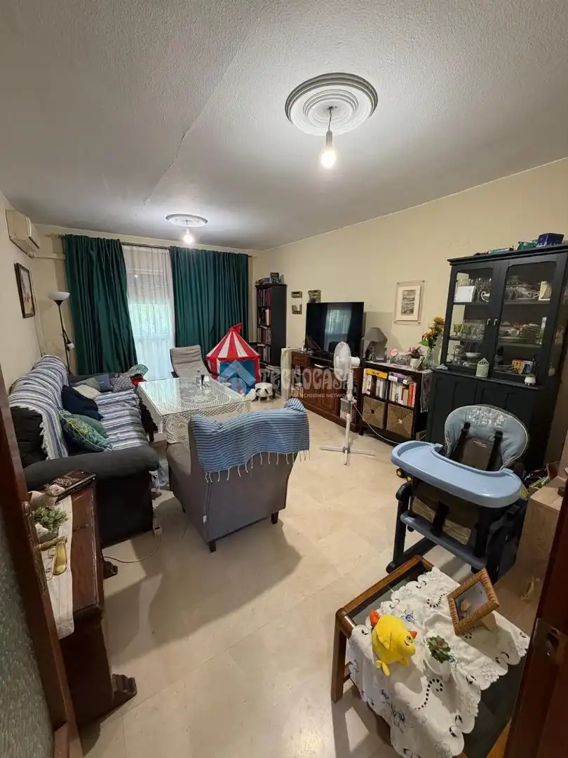 Sala de estar de Piso en venta en Sevilla con Aire acondicionado