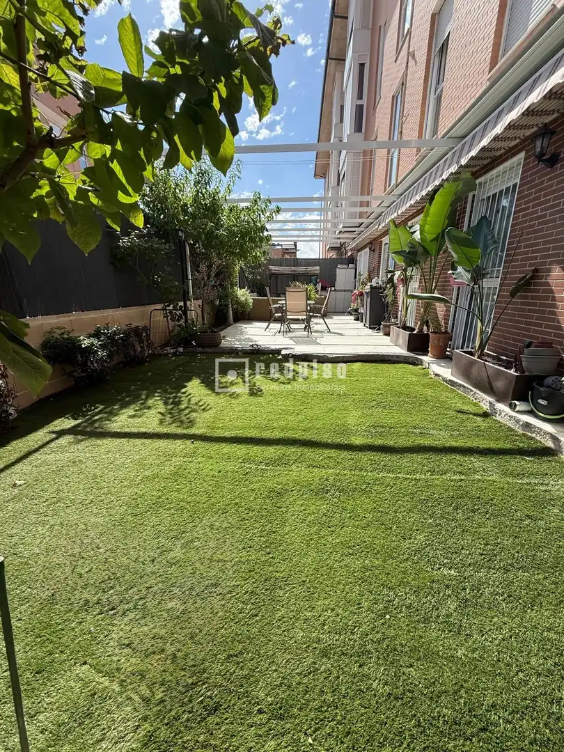 Flat with pool for sale in de Alicante, imagen 2