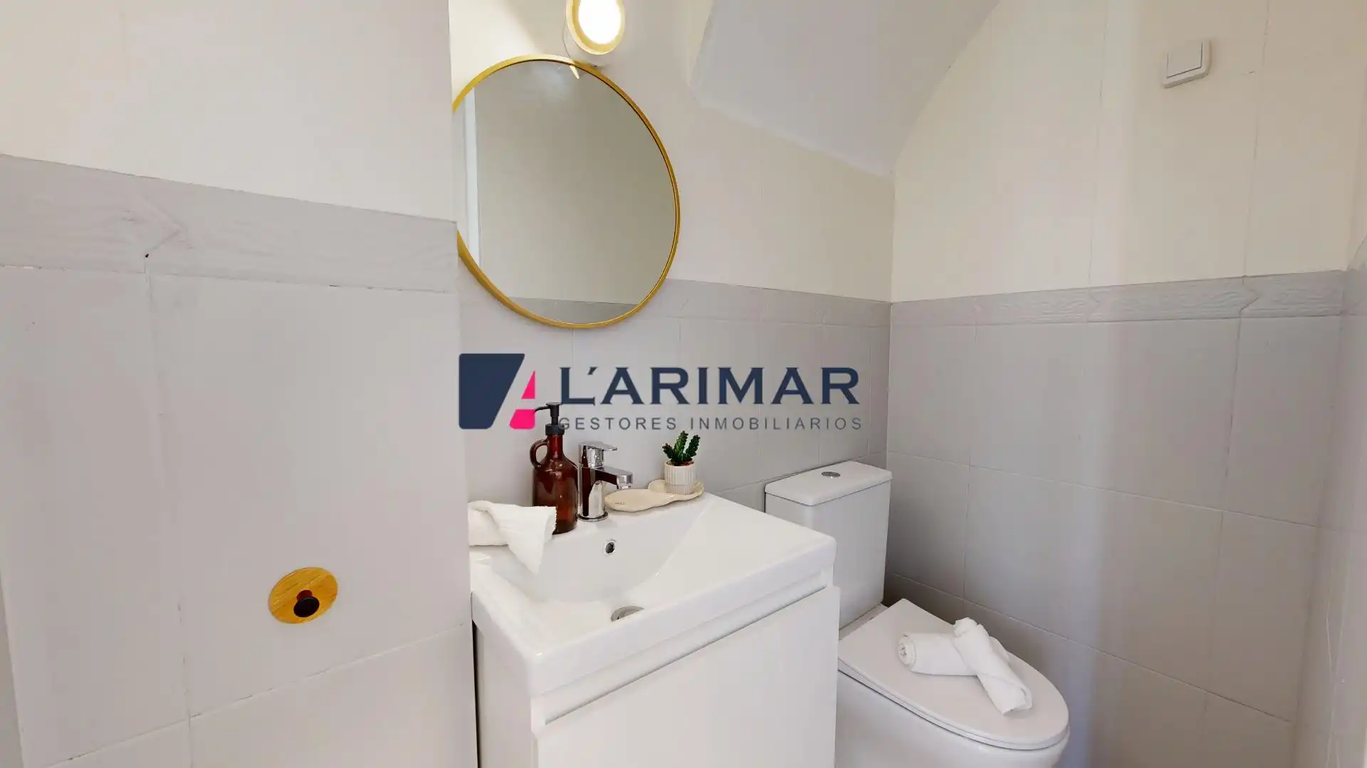 Baño de Casa adosada en venta en Orihuela con Jardín privado, Terraza y Piscina comunitaria