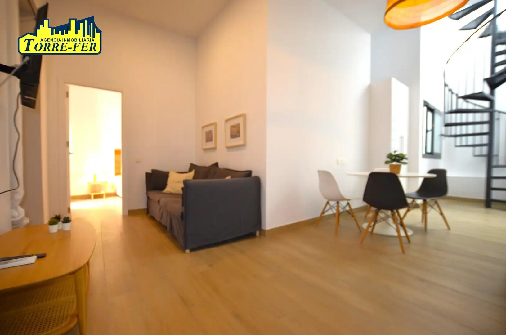 Sala de estar de Ático de alquiler en Almería con Aire acondicionado, Terraza y Amueblado