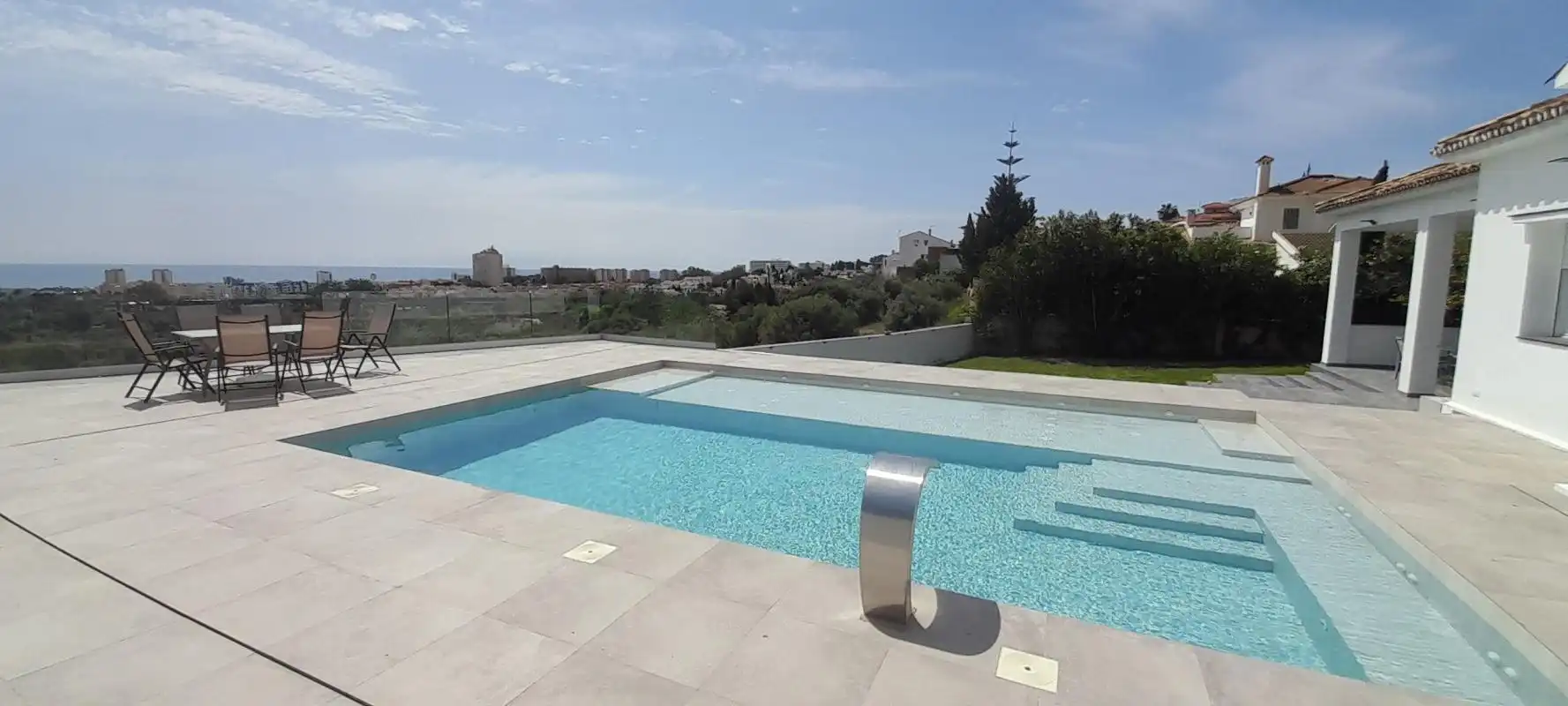 Swimming pool of Houses for sale in Málaga  with Air Conditioner, Heating and Private garden