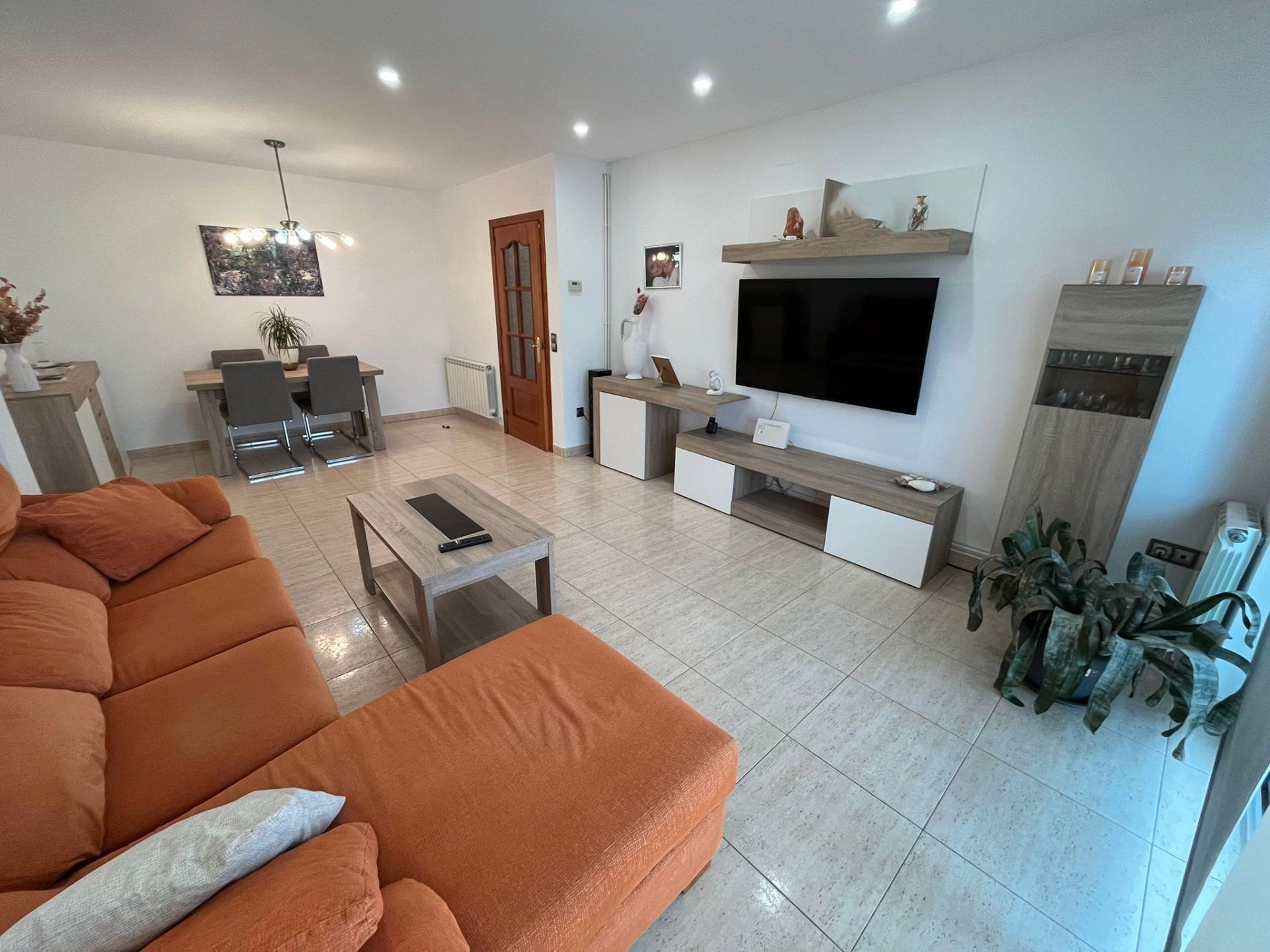 Sala d'estar de Pis en venda en Manlleu amb Calefacció, Terrassa i Balcó