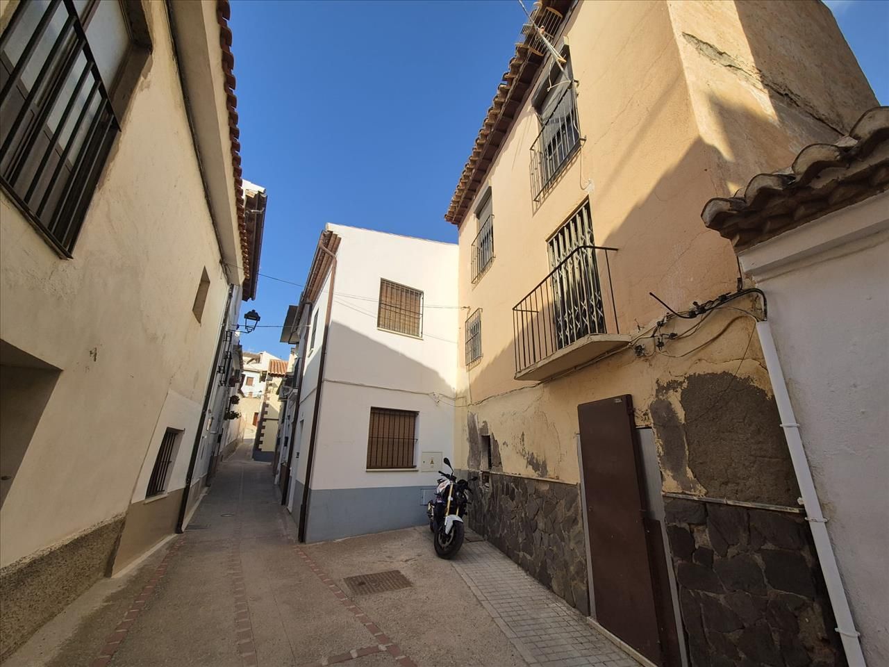 Exterior view of House or chalet for sale in Guadix