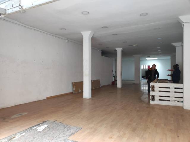 Local comercial en Alquiler en Creu de Barberà