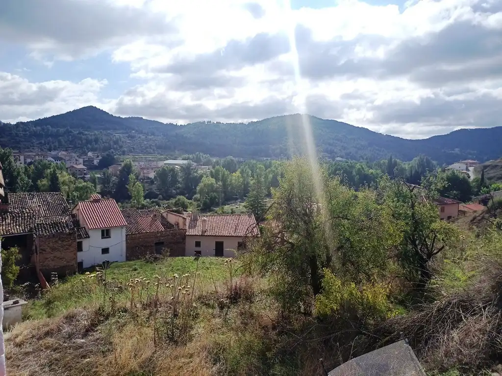 Houses for sale in Valderrobres  with Private garden, Storage room and Furnished