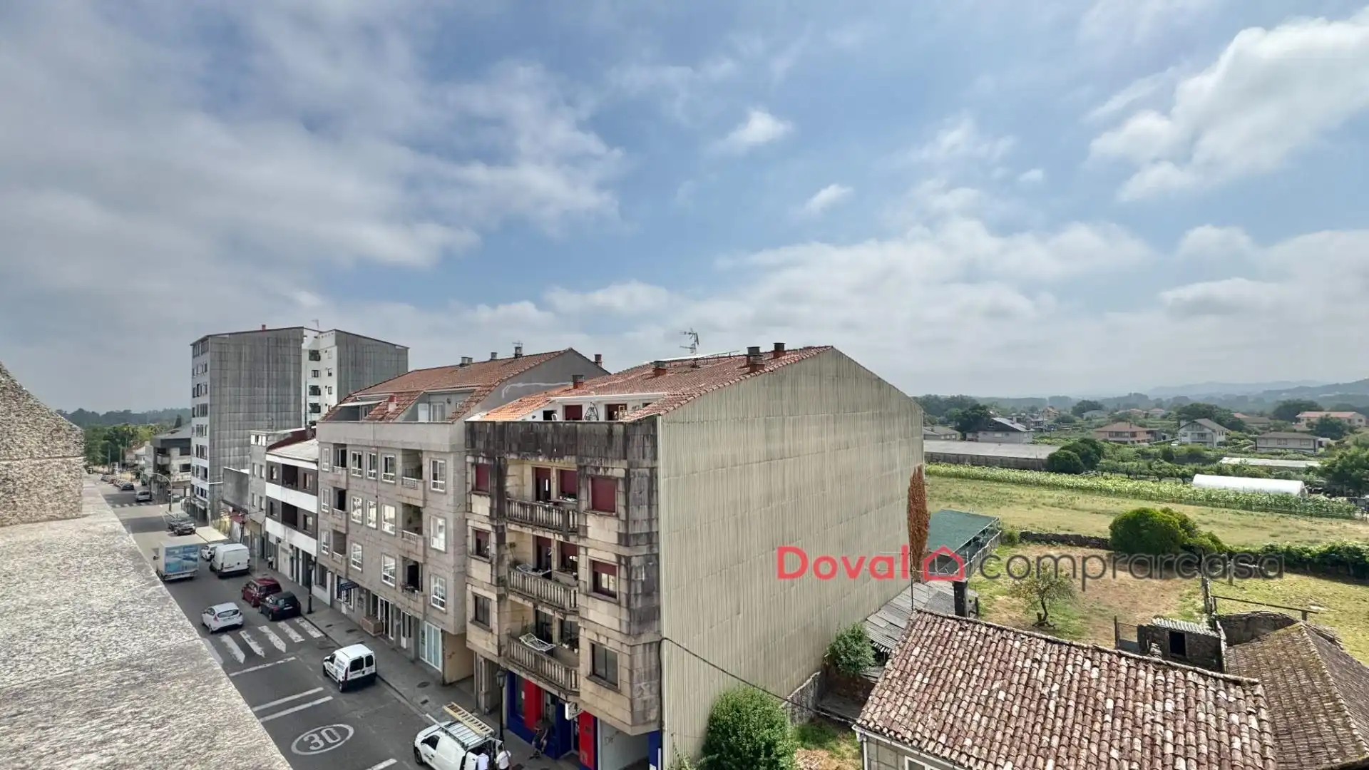 Vista exterior de Ático en venta en Tui con Calefacción, Parquet y Terraza