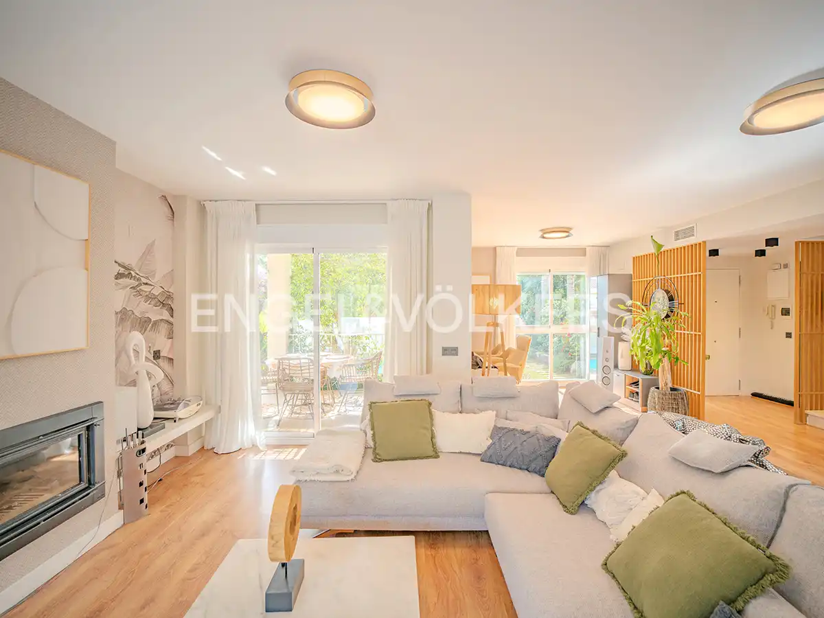 Casa pareada con piscina en venta en Calle Conrado Albadalejo 43, imagen 12