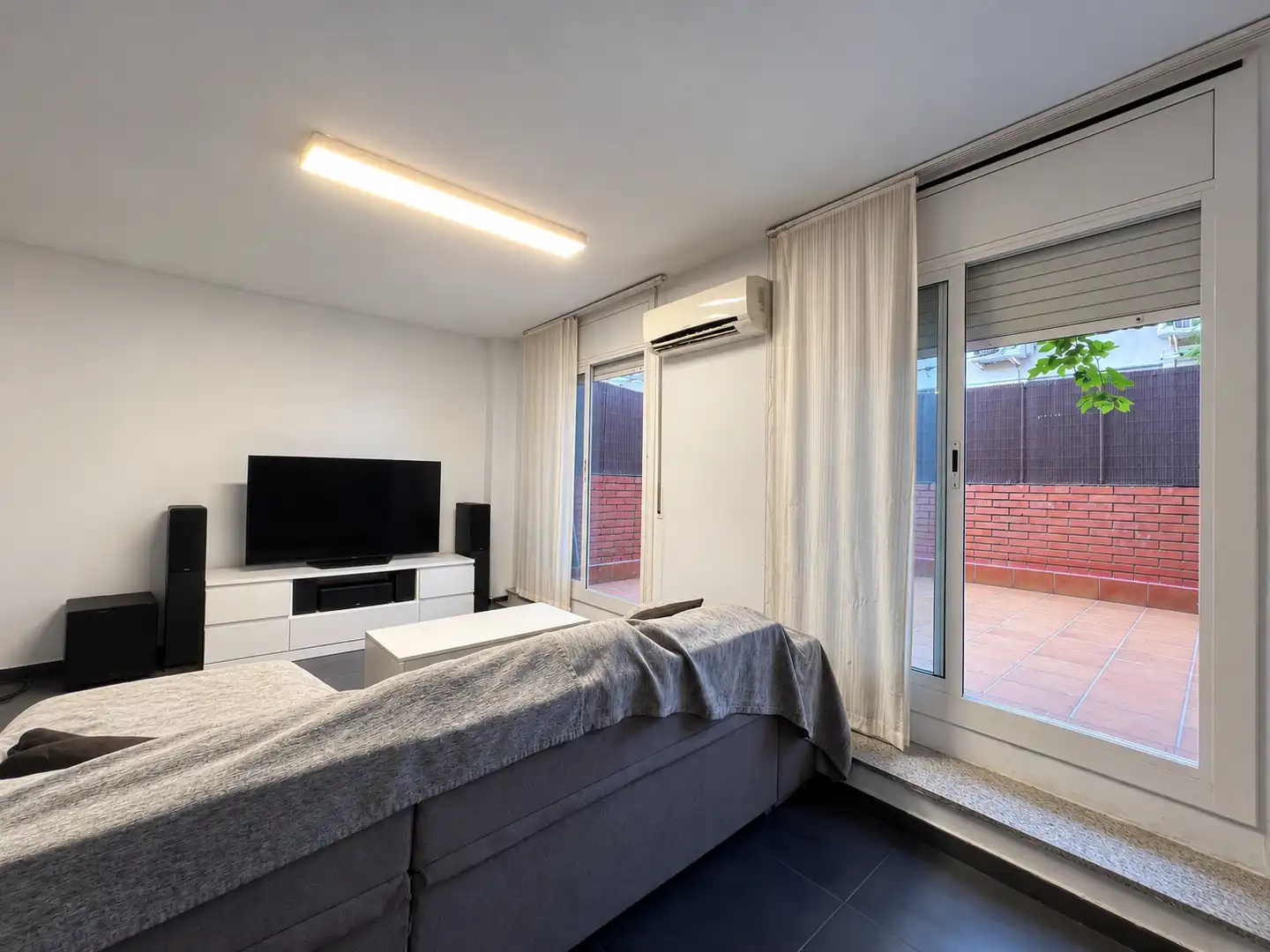 Sala d'estar de Pis en venda en Terrassa amb Aire condicionat, Terrassa i Moblat