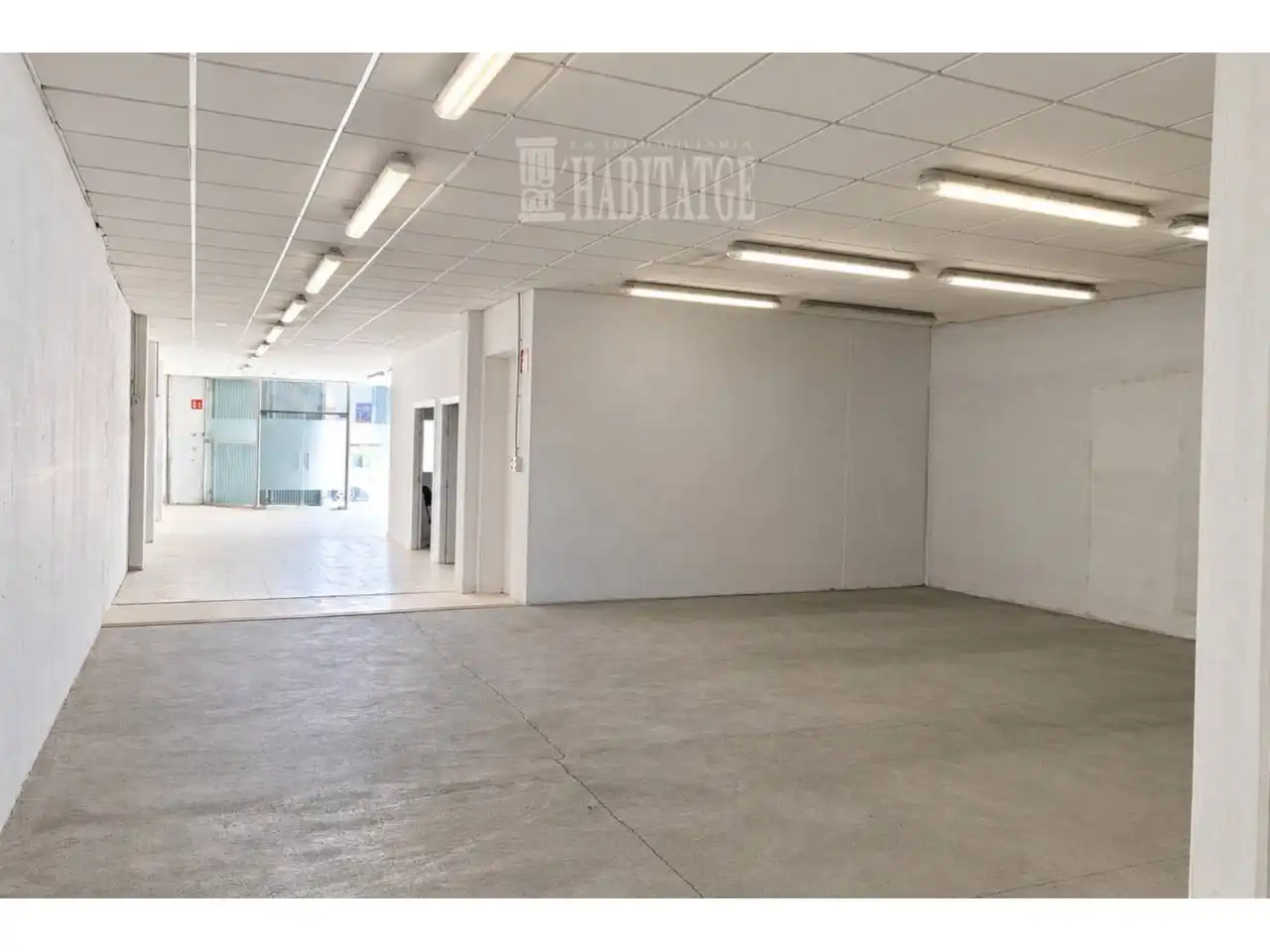Local comercial en venda a Calle Candi Bayes, imagen 2