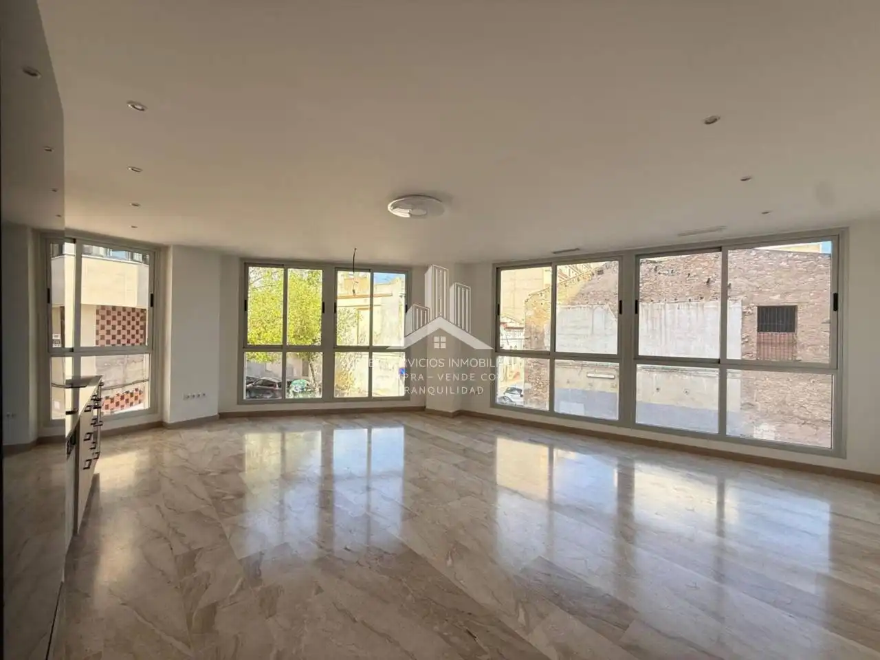 Vista exterior de Piso en venta en Castellón de la Plana / Castelló de la Plana con Aire acondicionado, Calefacción y Alarma