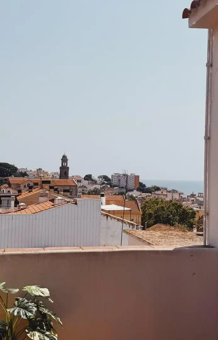 Außenansicht von Dachboden zum Verkauf in Canet de Mar mit Klimaanlage, Heizung und Terrasse