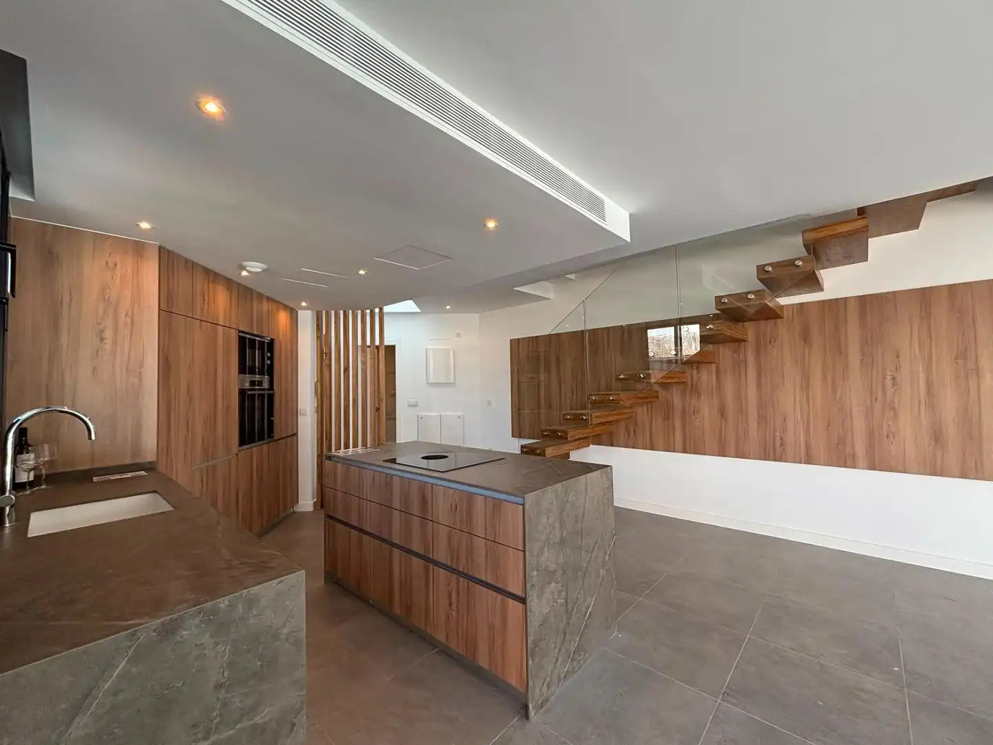 Cocina de Casa o chalet en venta en Sant Joan d'Alacant con Aire acondicionado y Piscina