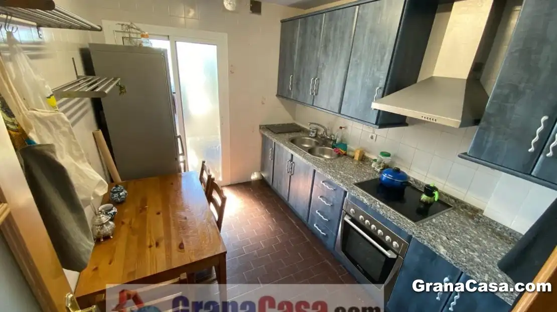 Kitchen of Flat for rent in Granada  with Air Conditioner, Heating and Terrace