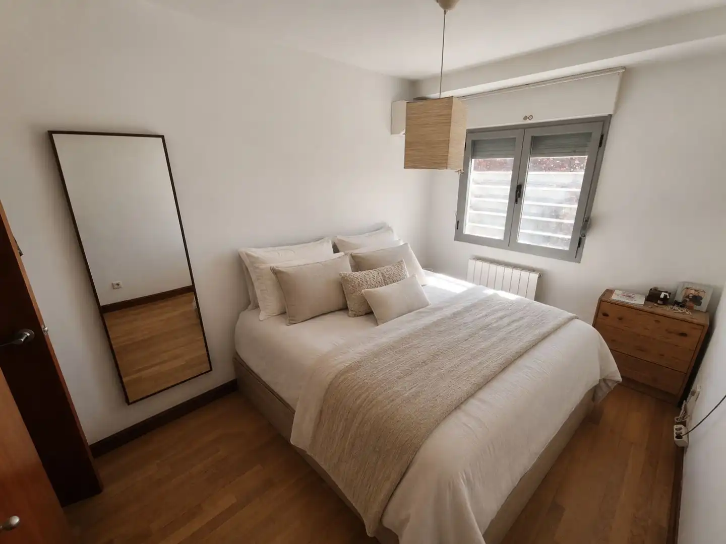 Chalet con piscina en venta en Calle de la Camelia 24, imagen 7
