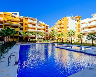 Vista exterior de Apartament de lloguer en Torrevieja amb Aire condicionat, Terrassa i Piscina comunitària