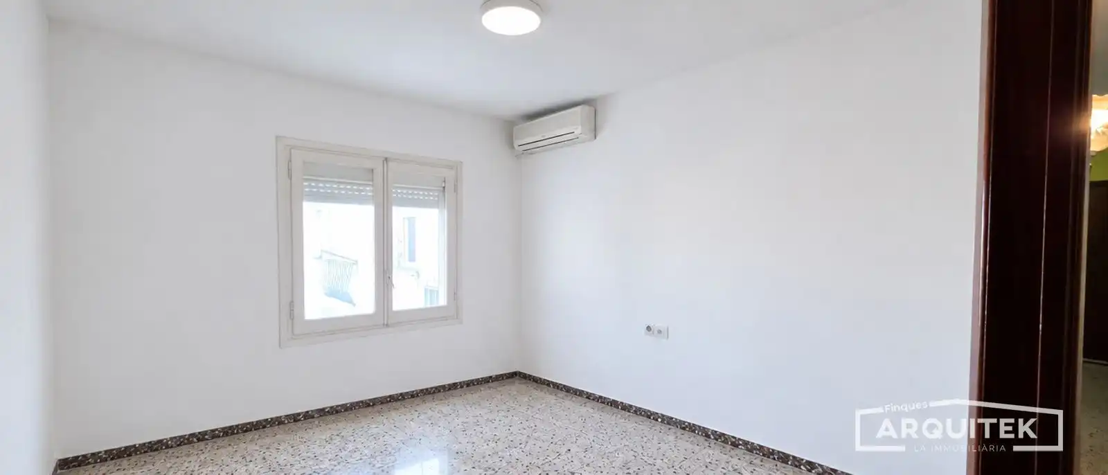 Habitación de Ático en venta en Lleida con Aire acondicionado, Calefacción y Terraza