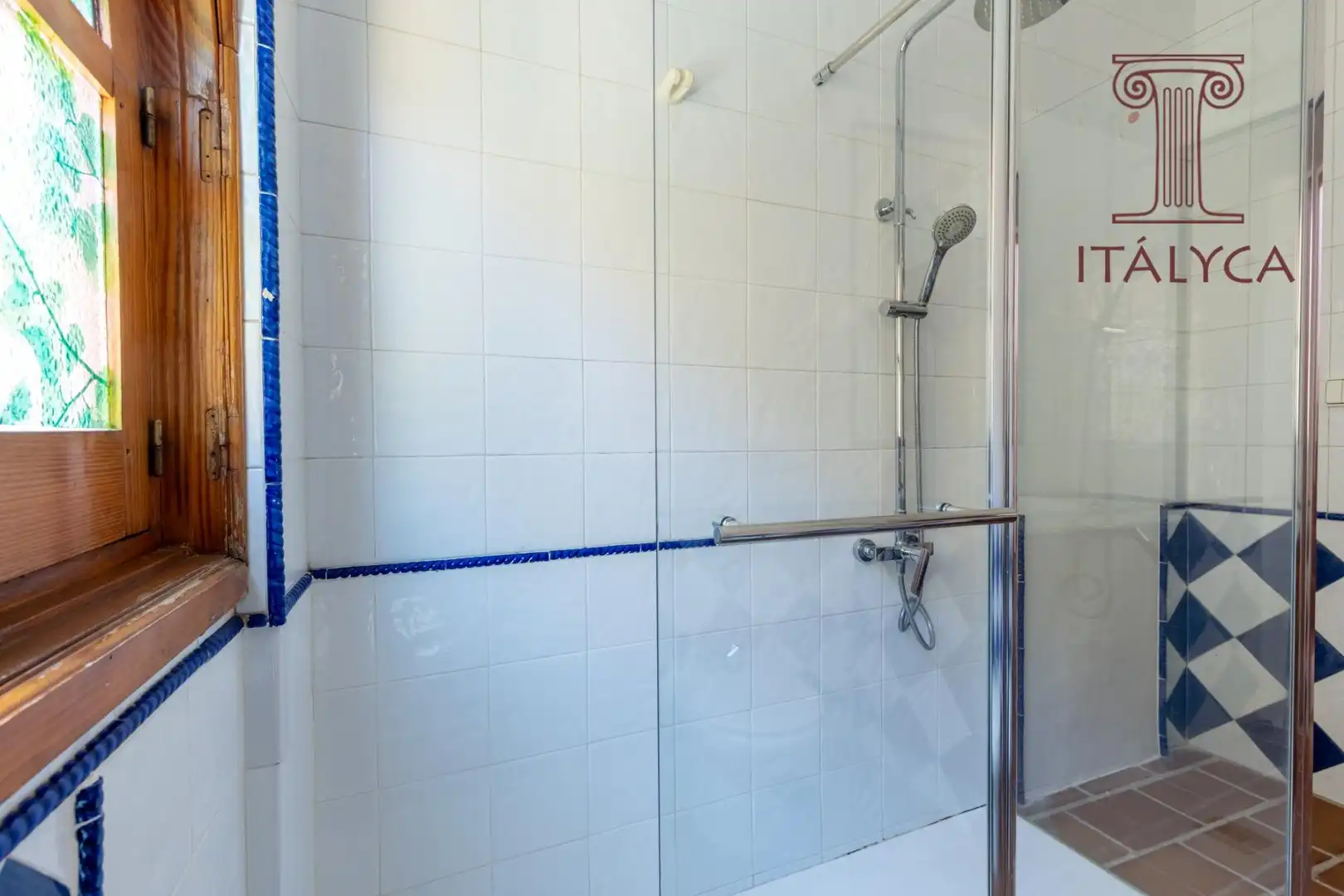 Baño de Ático en venta en Sevilla con Aire acondicionado, Calefacción y Terraza