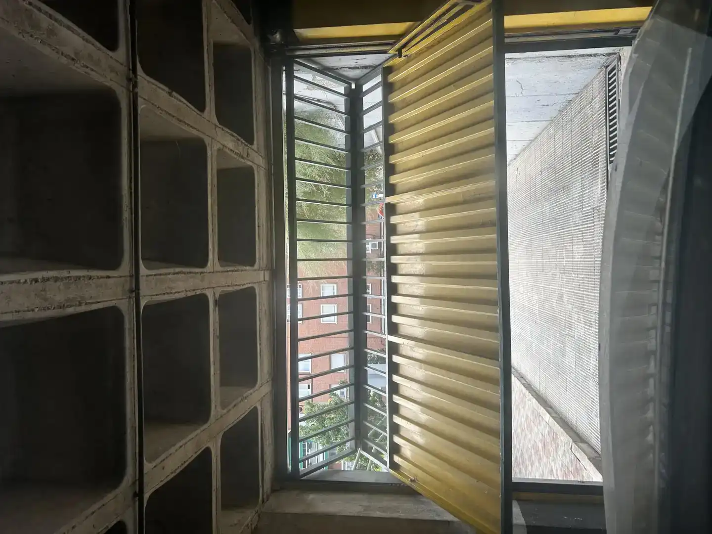Terrasse von Garage zur Miete in Madrid