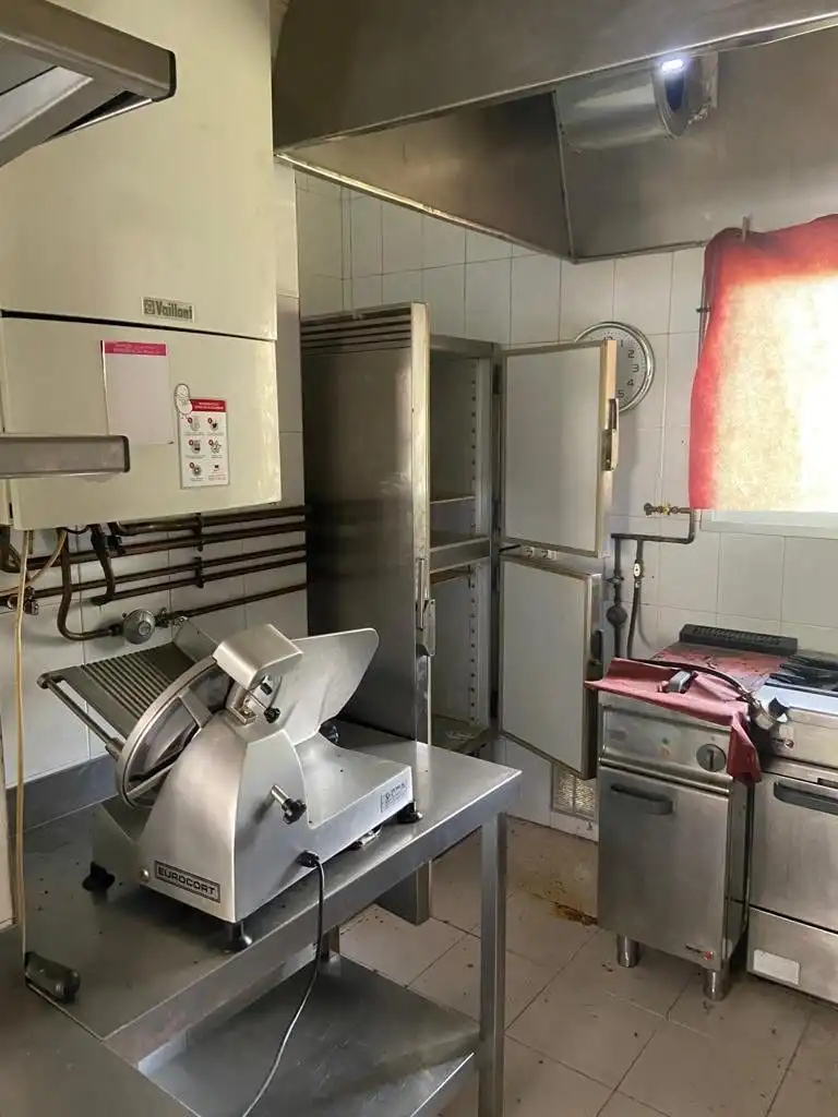 Local comercial en venda a Matallana de Torío, imagen 10
