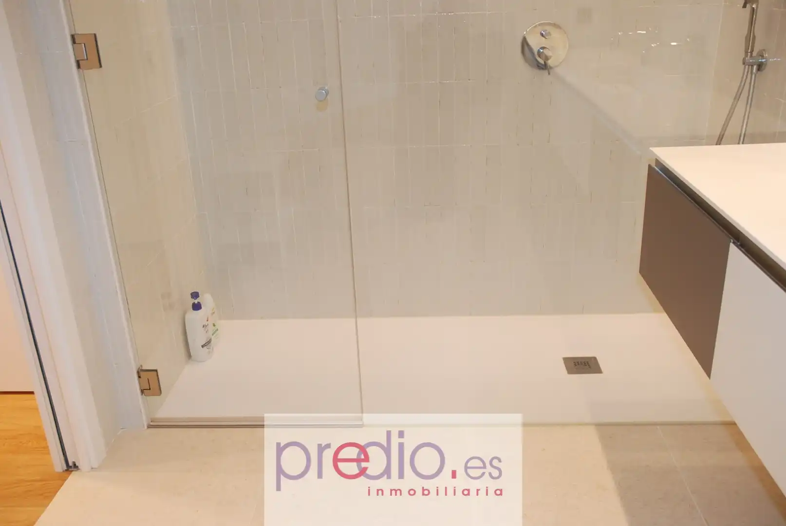 Baño de Piso en venta en Lugo con Calefacción, Parquet y Terraza