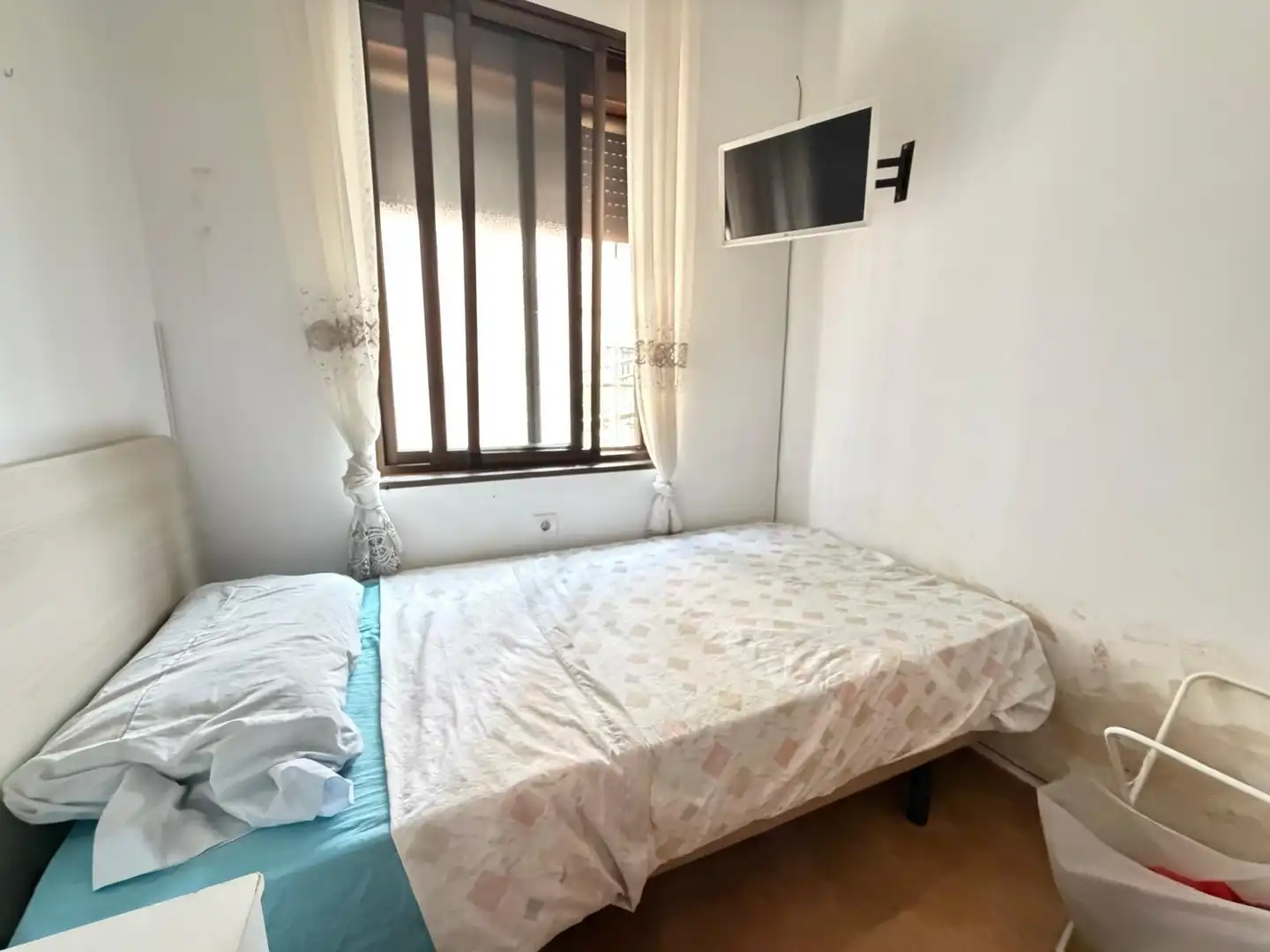 Dormitori de Pis en venda en Antequera amb Aire condicionat, Calefacció i Moblat