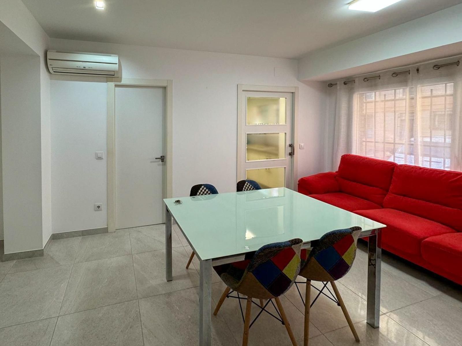 Dining room of Flat for rent in  Valencia Capital  with Air Conditioner and Furnished