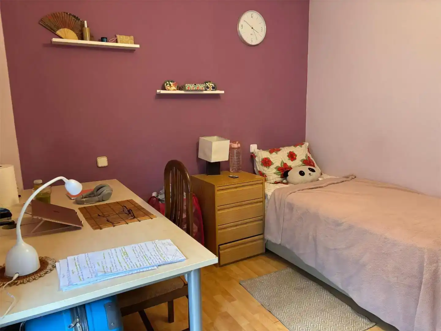 Bedroom of Flat for share in Coslada  with Parquet flooring, Swimming Pool and Furnished