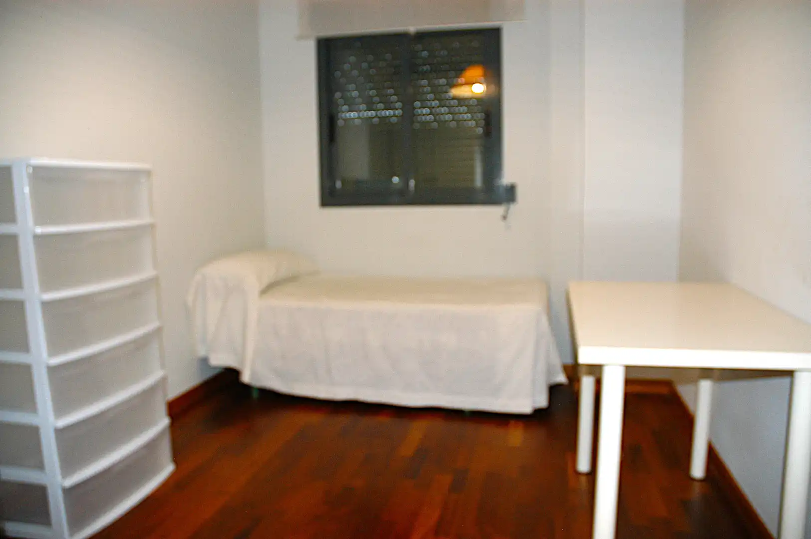 Habitación de Piso de alquiler en Murcia con Aire acondicionado, Calefacción y Parquet