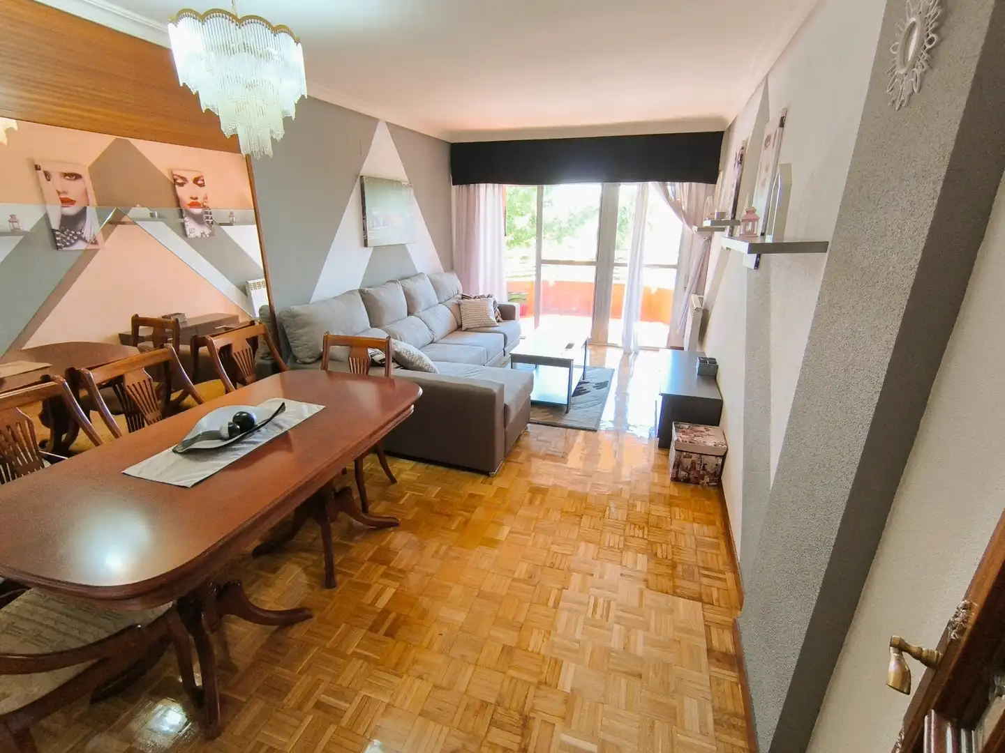 Sala de estar de Piso de alquiler en Palencia con Calefacción, Parquet y Terraza
