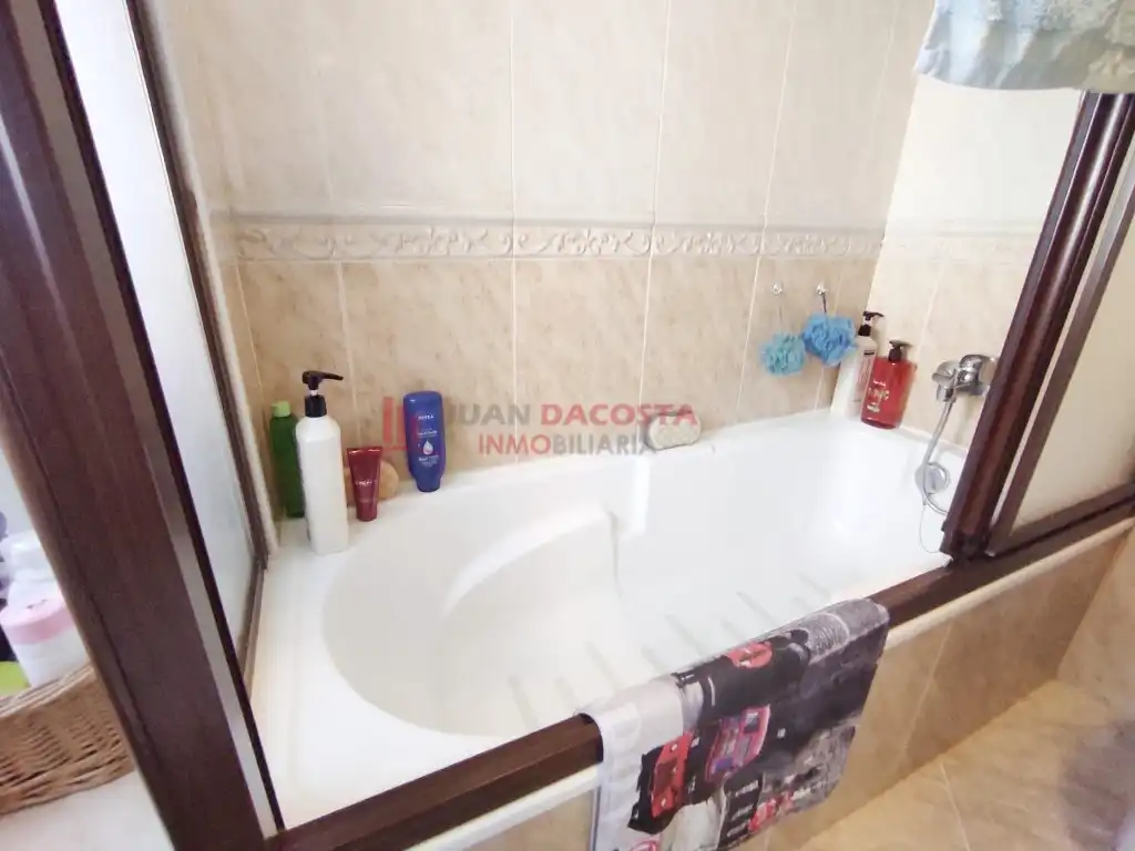 Baño de Dúplex en venta en Lepe