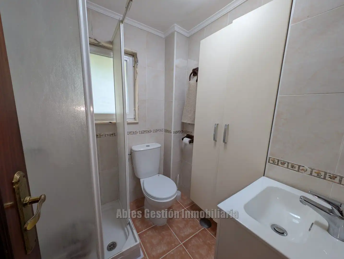 Badezimmer von Wohnung zum Verkauf in Oviedo  mit Möbliert