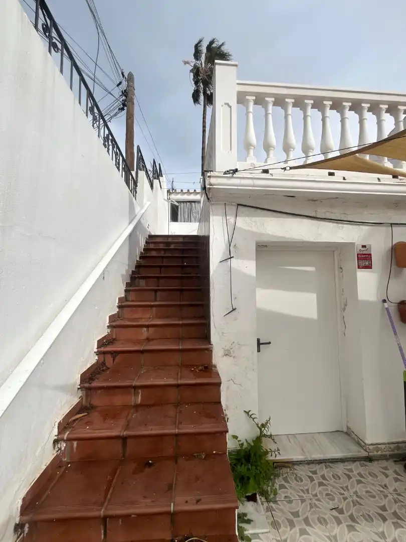 Vista exterior de Casa o xalet en venda en Vélez-Málaga amb Jardí privat i Terrassa