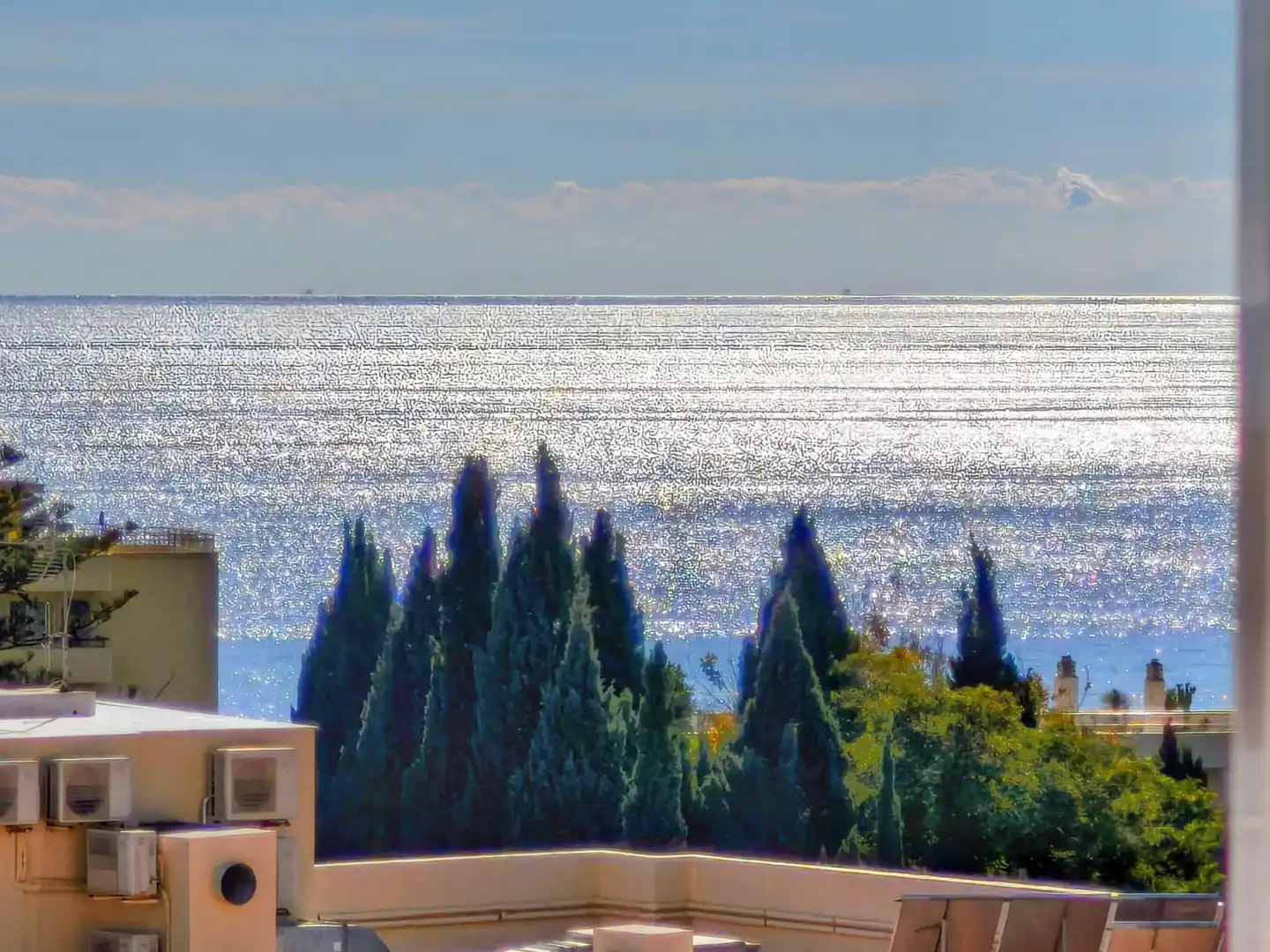 Vista exterior de Àtic en venda en Marbella amb Aire condicionat, Terrassa i Forn