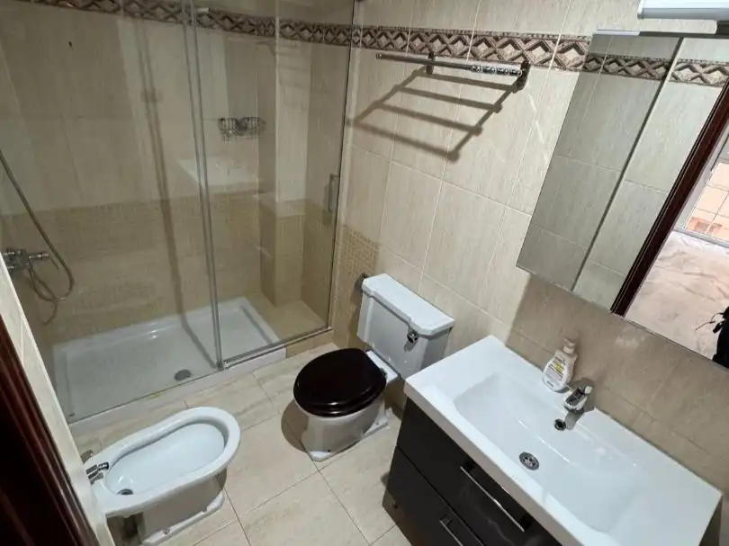 Bathroom of Flat for sale in  Melilla Capital  with Air Conditioner and Terrace