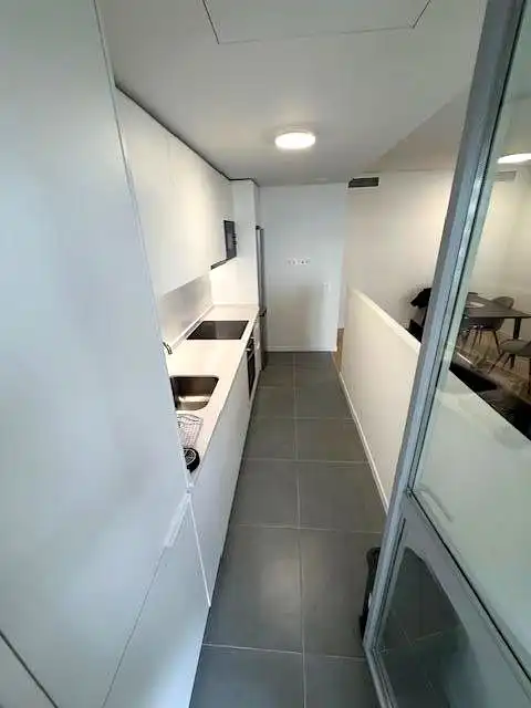 Cuina de Pis en venda en Marbella amb Aire condicionat, Terrassa i Moblat