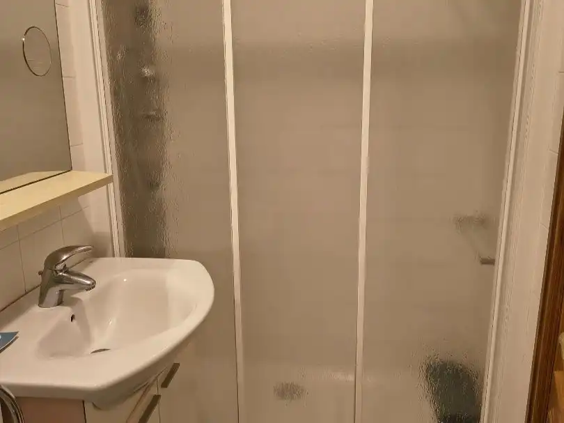 Baño de Piso de alquiler en Vigo  con Terraza y Balcón
