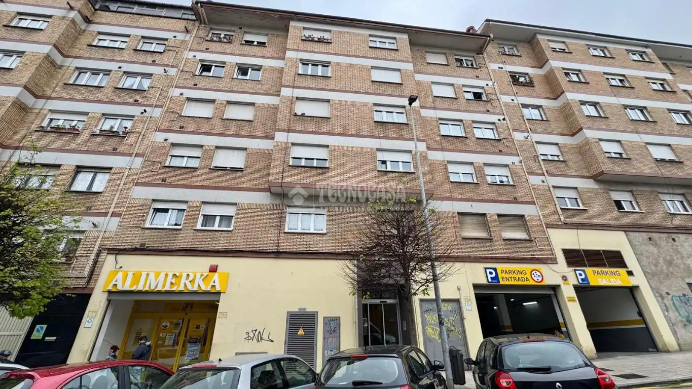 Appartement avec ascenseur à vendre à Sur