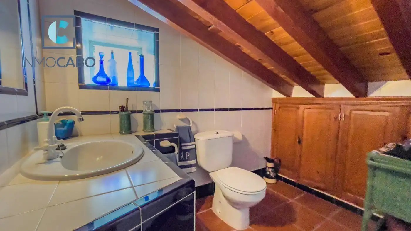 Bany de Casa o xalet en venda en Cartagena amb Terrassa i Moblat