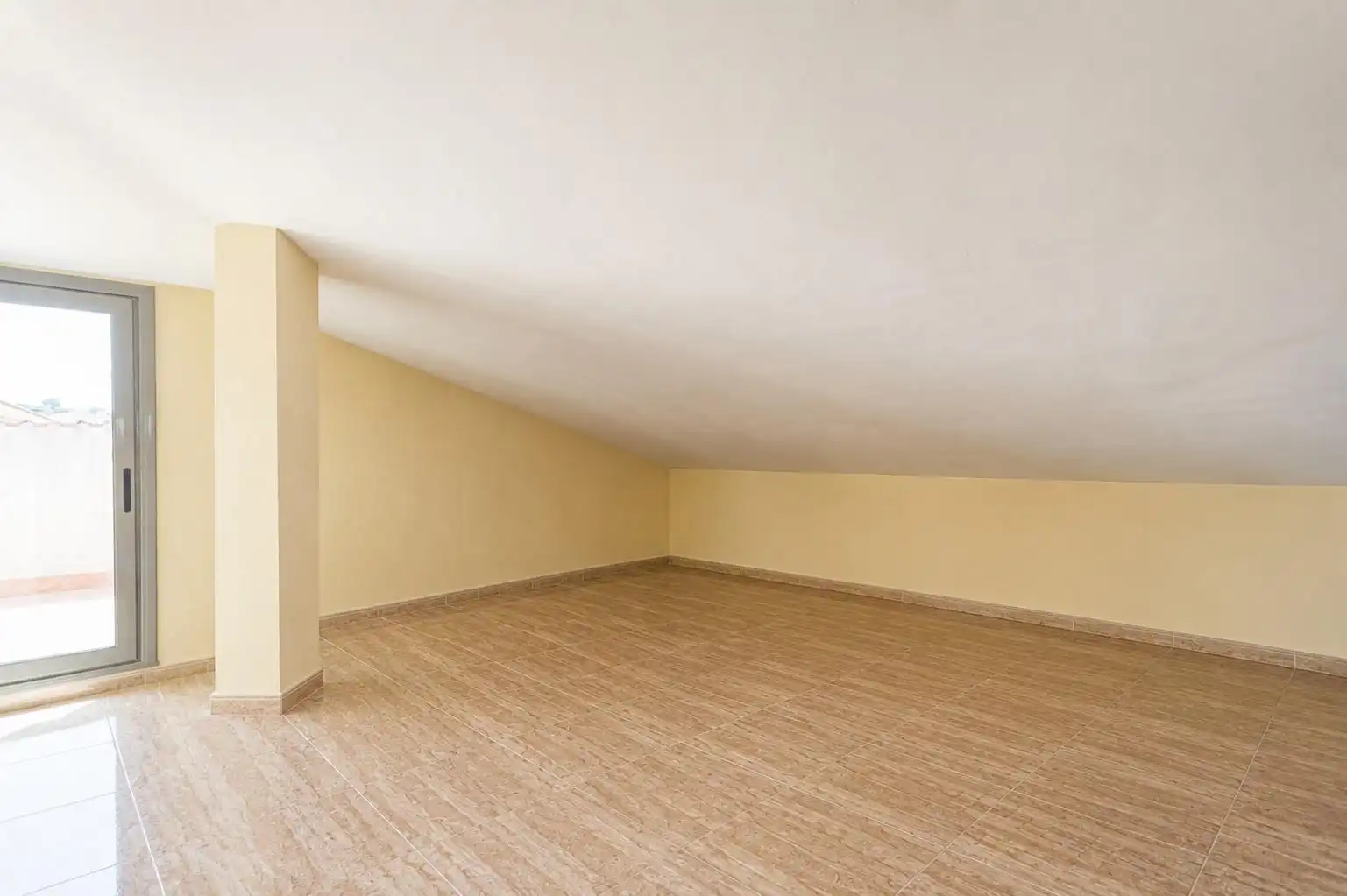 Detached homes for sale in La Torre de Claramunt  with Air Conditioner, Heating and Private garden