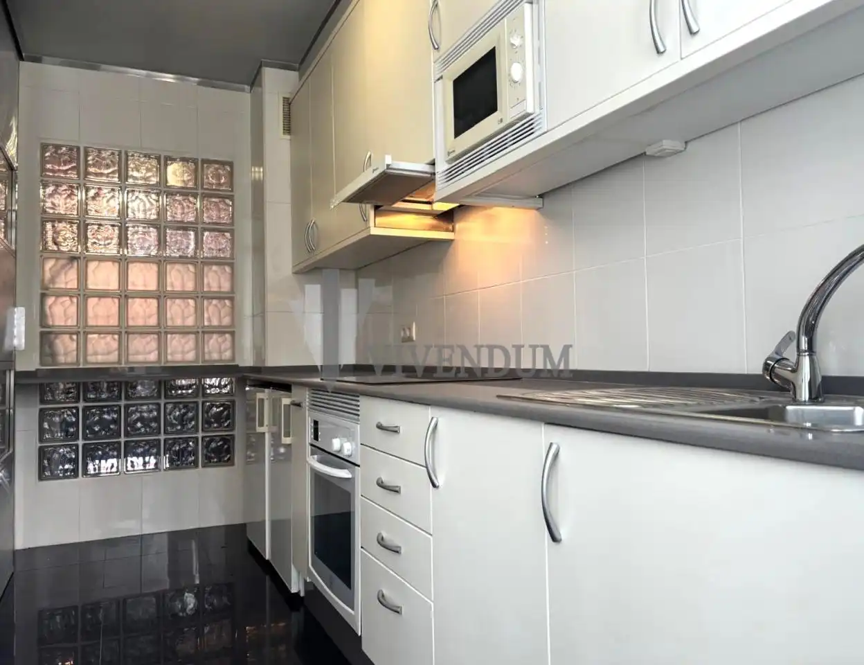 Attic for rent in Sardoma - Castrelos