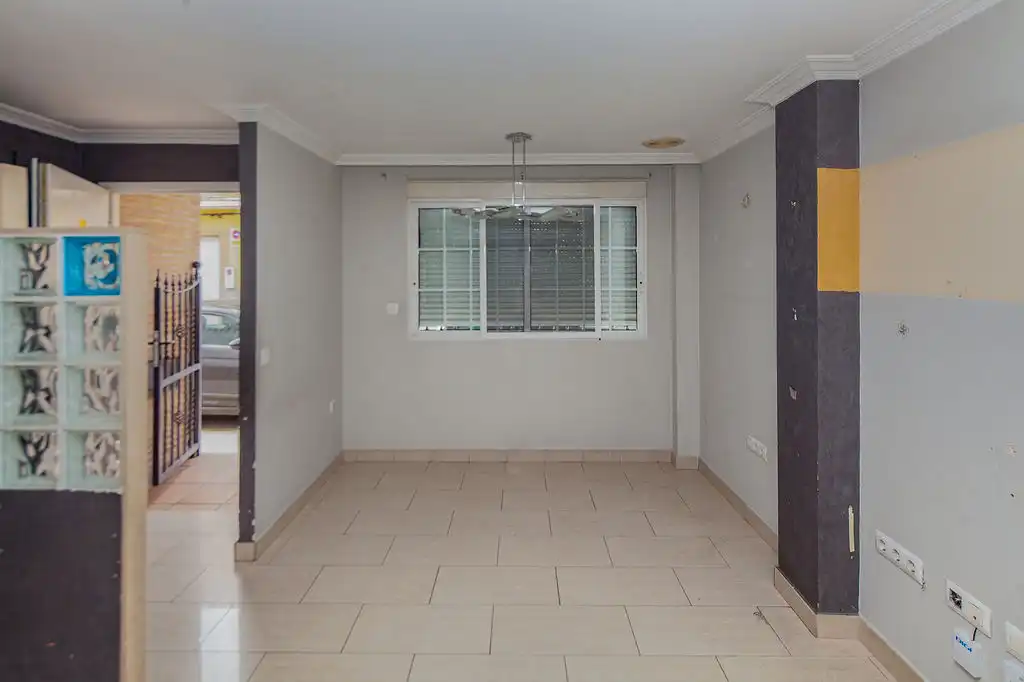 Detached homes for sale in Aldaia